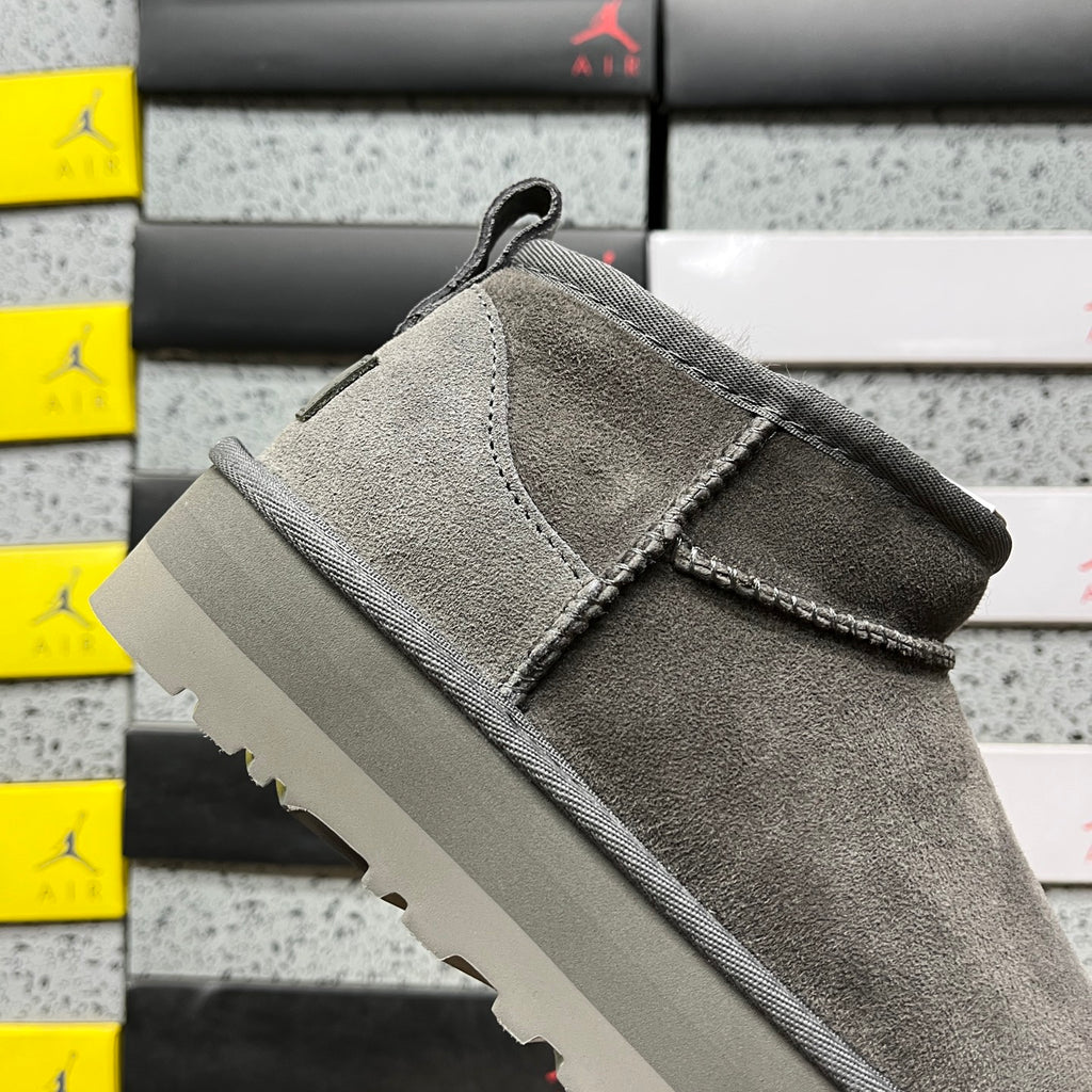 UGG Grey 3 cm Platform Ankle Boots
