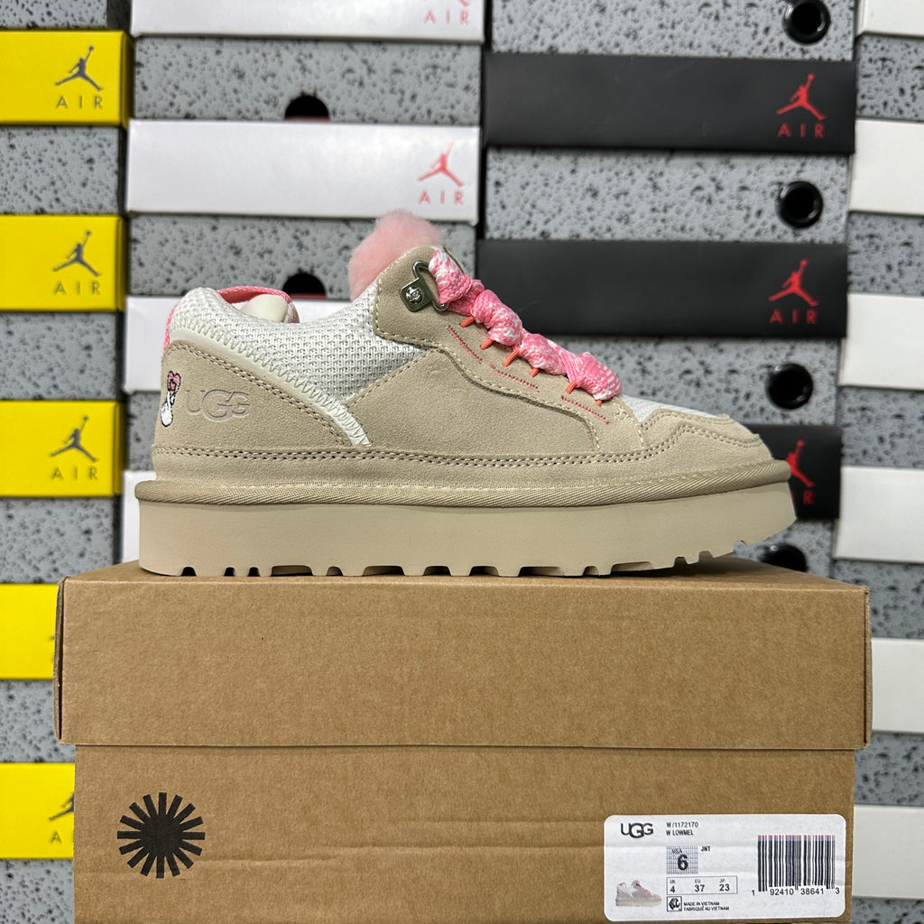 UGG White & Pink Low-Top Lace-Up Platform Shoes