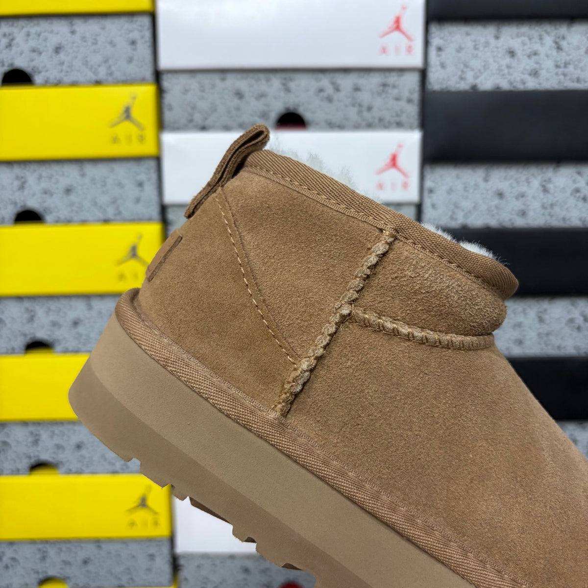UGG Chestnut Platform Mini Boots | 3 cm Sole