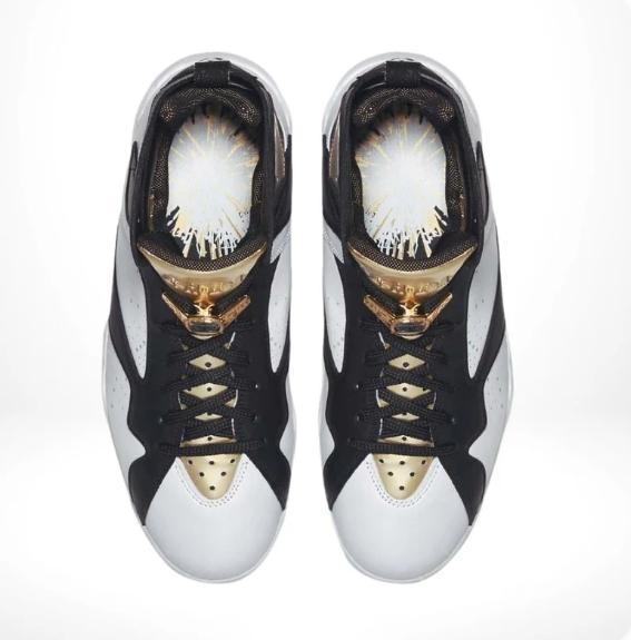 Air Jordan 7 Retro 'Champagne' White/Gold Sneakers