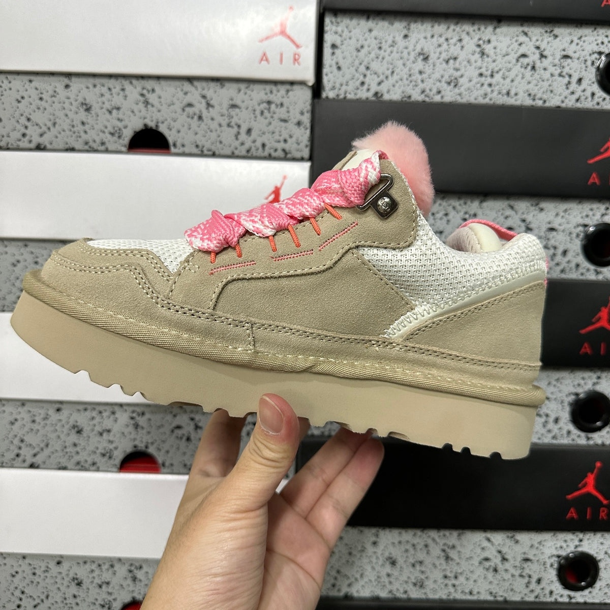 UGG White & Pink Low-Top Lace-Up Platform Shoes