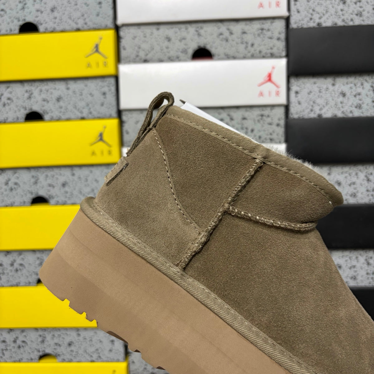 UGG Antelope Brown Platform Mini Boots | 5 cm Sole