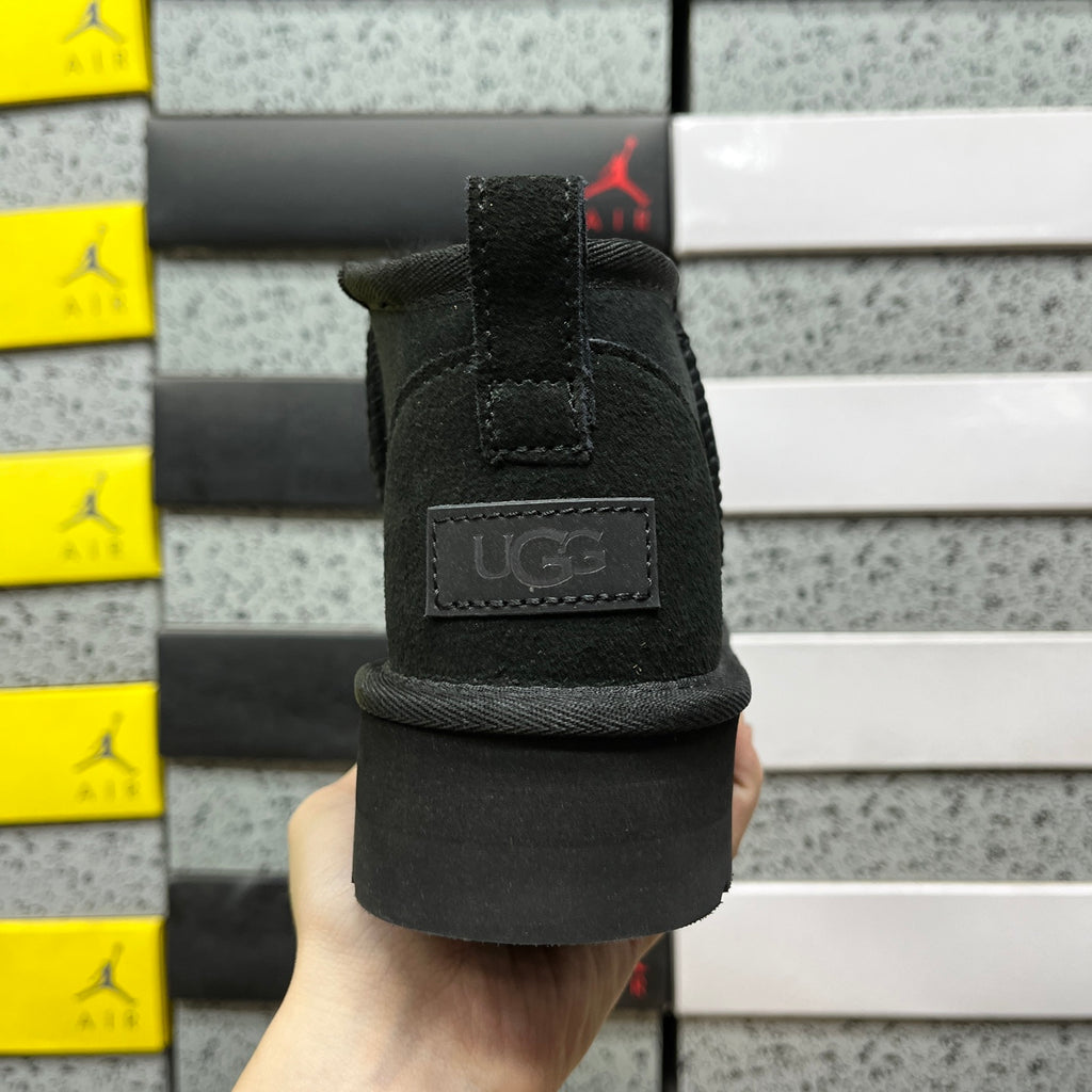 UGG Black 3 cm Platform Ankle Boots