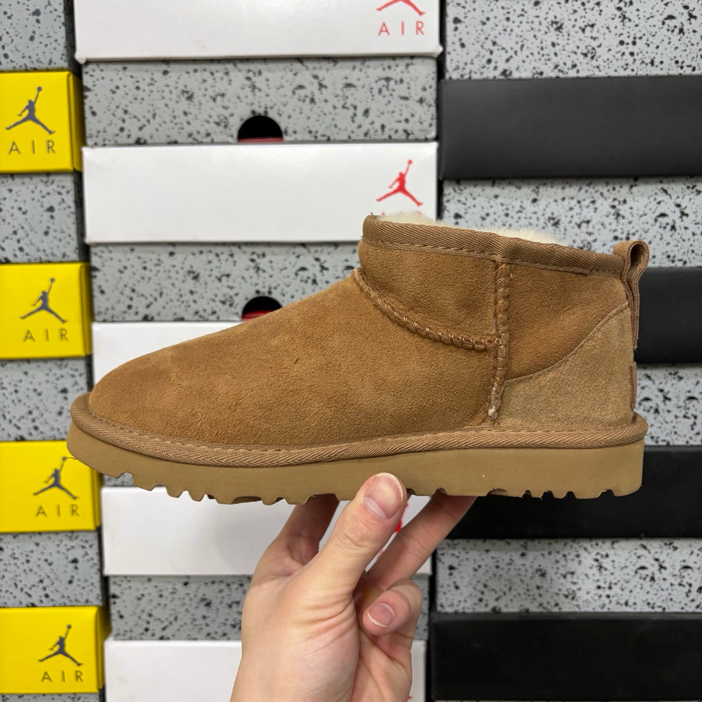 UGG Chestnut Mini Pull-On Ankle Boots
