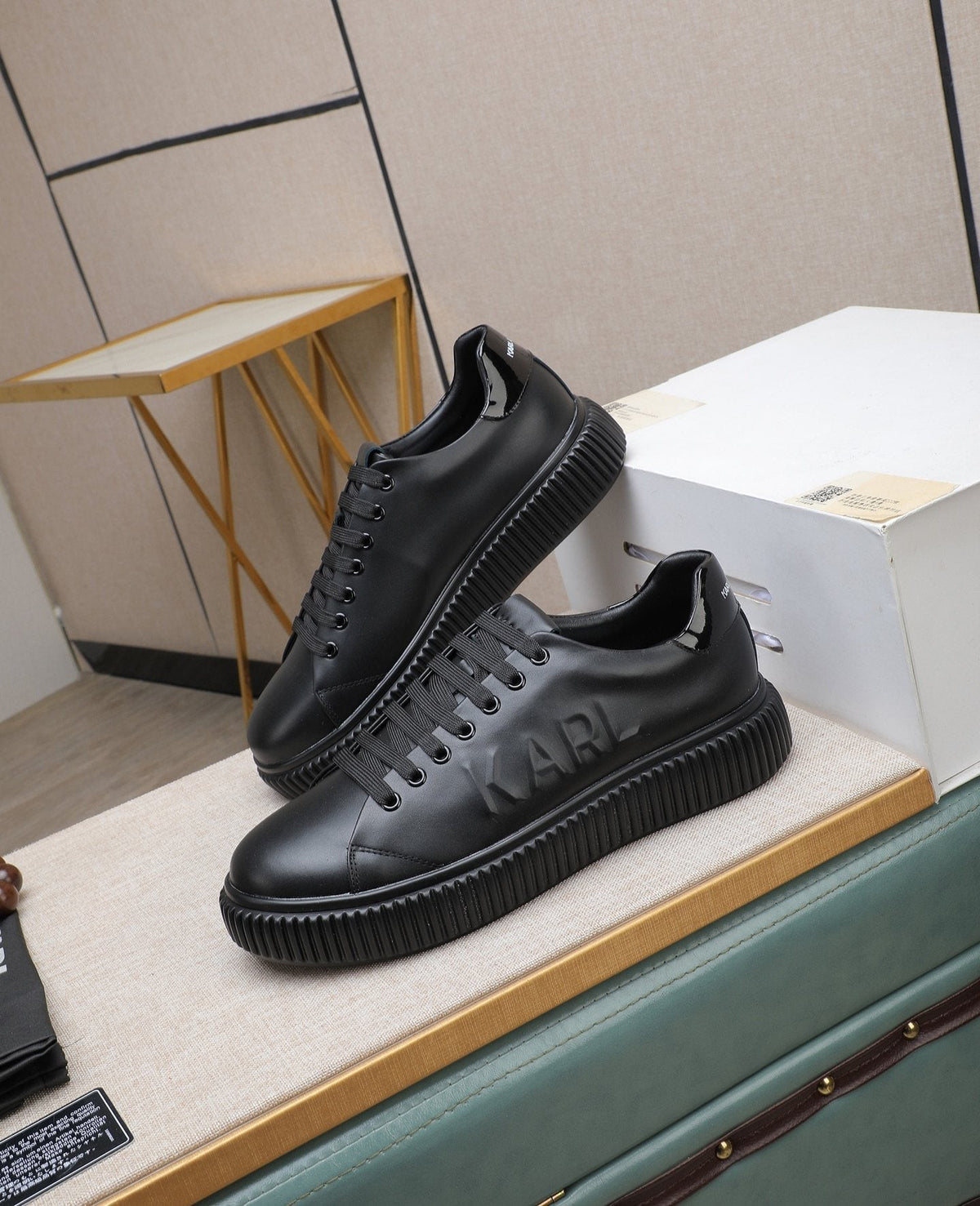 Karl Lagerfeld Embossed Logo Low-Top Sneakers