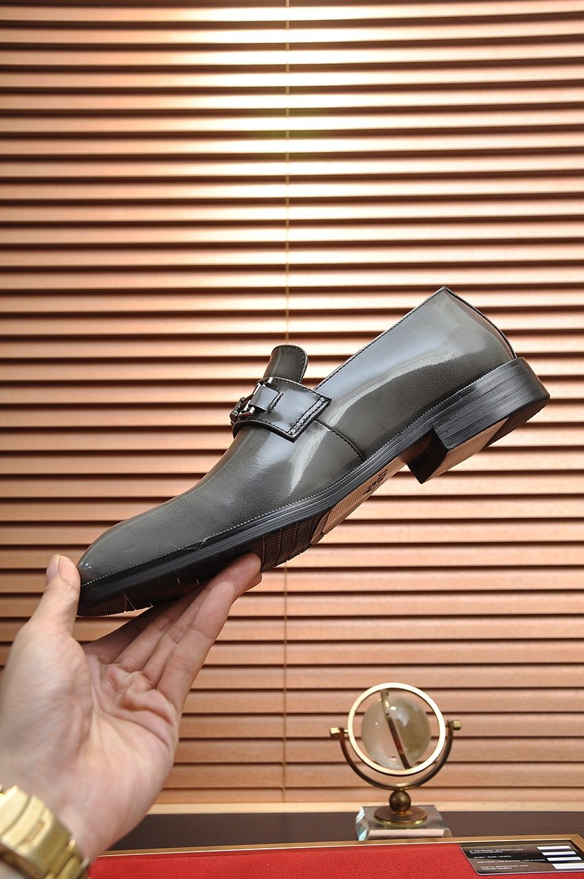 Hermès Men's H-Hardware Leather Loafers